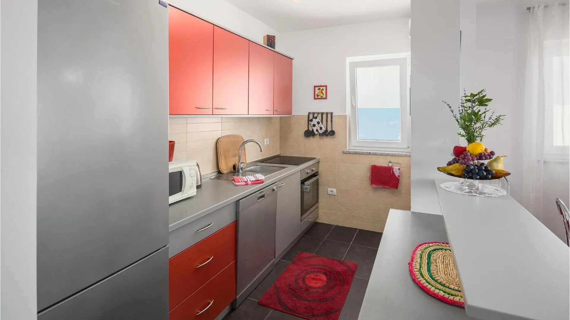 Nice Home In Crveni Vrh With House Sea View Holiday home
