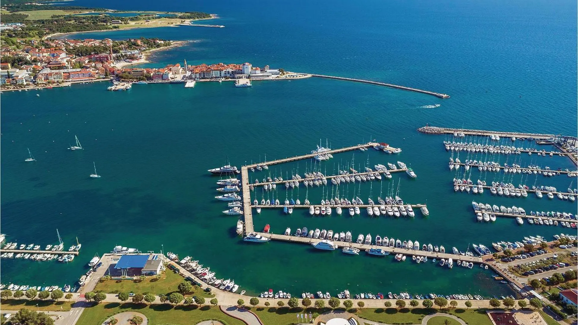 Nice Home In Crveni Vrh With House Sea View